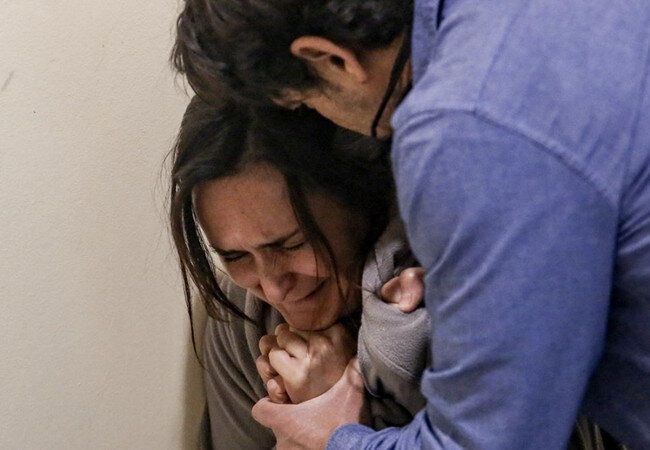 центр помощи жертвам домашнего насилия. фонды для жертв домашнее насилие. насилие в семье горячая линия. жертва домашнего насилия. центр помощи жертвам насилия.