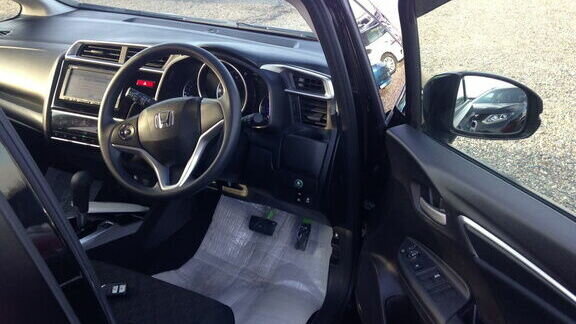     В Ростове-на-Дону из-за транспортных проблем движение на улице Города Волос сделают односторонним, сообщил сити-менеджер Алексей Логвиненко.