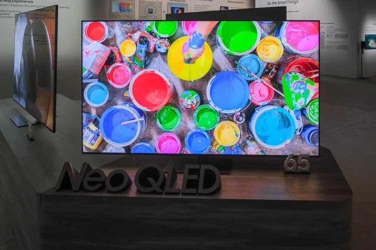 В новейших Mini LED телевизорах от Samsung есть новая функция Auto HDR Remastering, которой нет в OLED-телевизорах.
