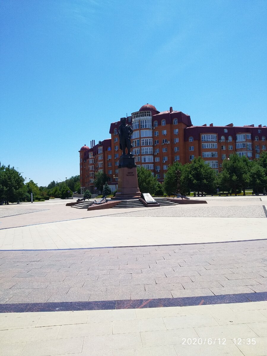 Личное фото. А вот и сам Пётр.