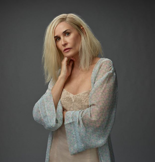 Инстаграм Деми Мур