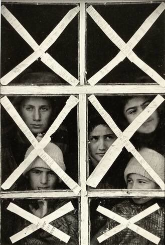 Детишки ожидающие окончания войны