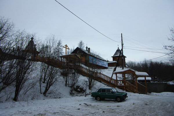 Впечатление от подворья, не меньше чем от самого монастыря.

