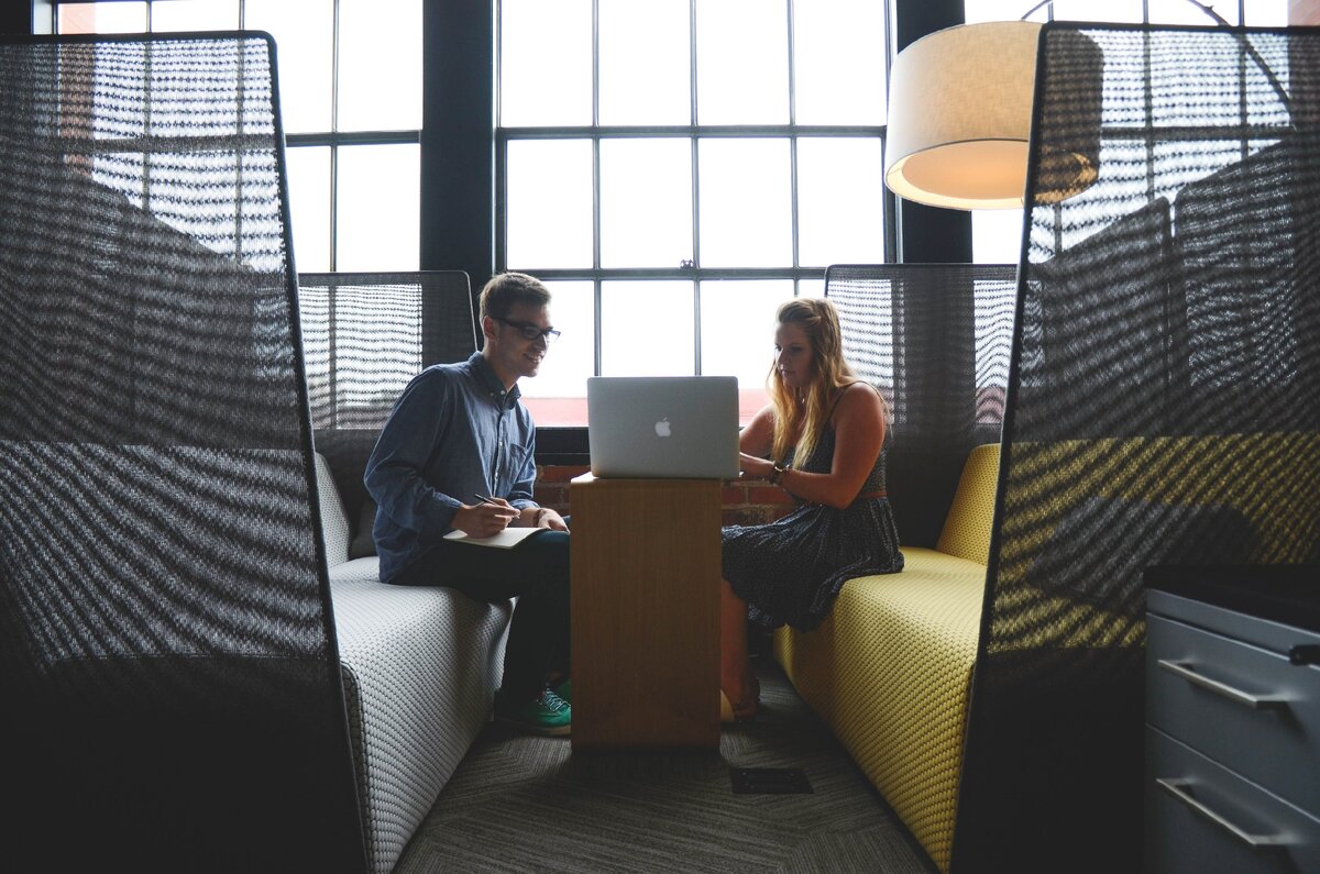 Изображение StartupStockPhotos с сайта Pixabay  