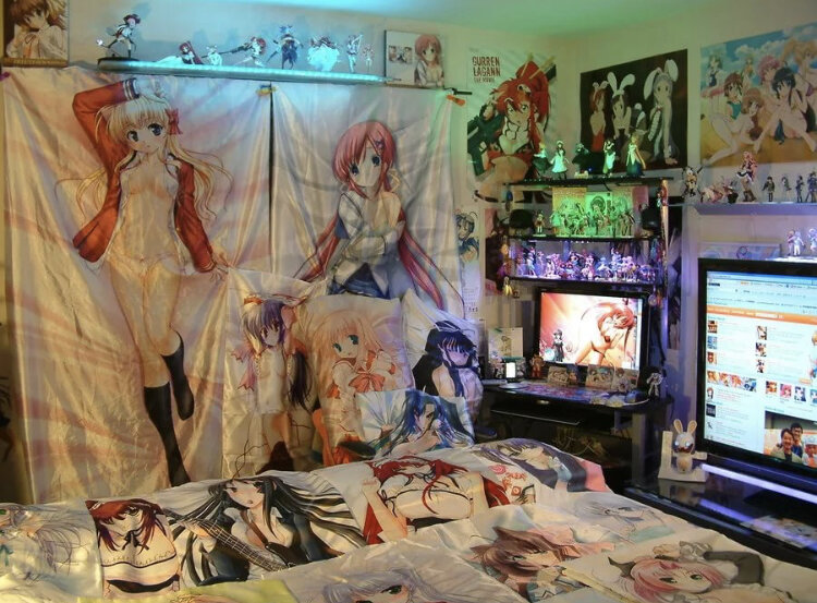 Комната настоящего фаната аниме