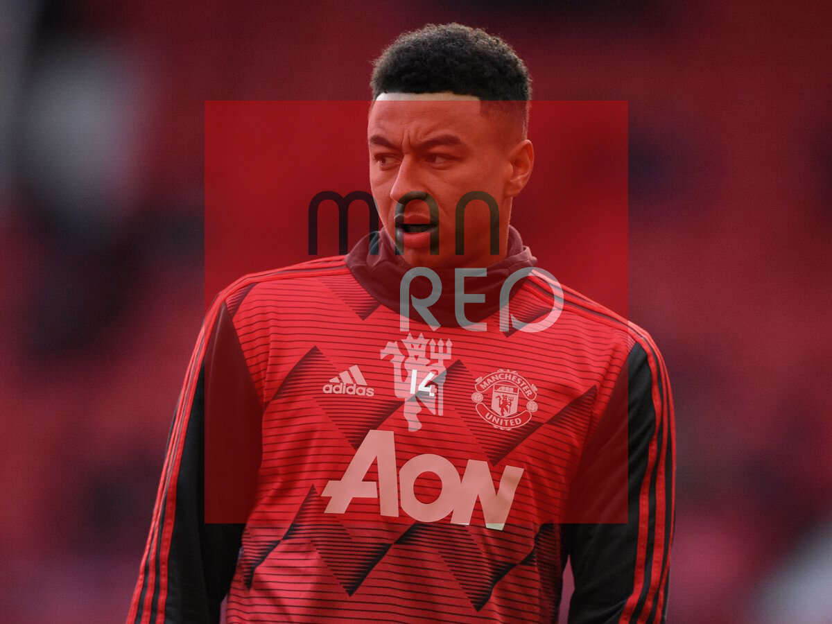 Роб Доусон, ESPN (средняя надёжность): 
«Тоттенхэм» заинтересован в подписании Джесси Лингарда. Жозе Моуриньо хочет вновь воссоединиться с игроком и попросил Леви изучить возможность его подписания. Сейчас ведутся переговоры между посредниками».

«Зенит» также проявляет интерес к игроку».