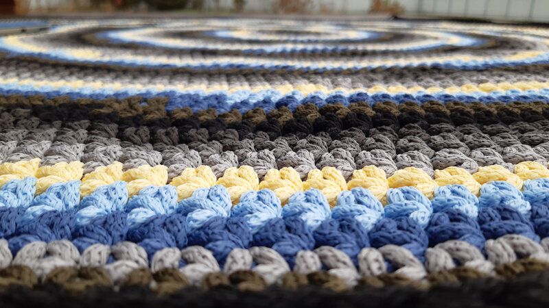 Ковер из полиэфирного шнура "Карусель Вселенная"