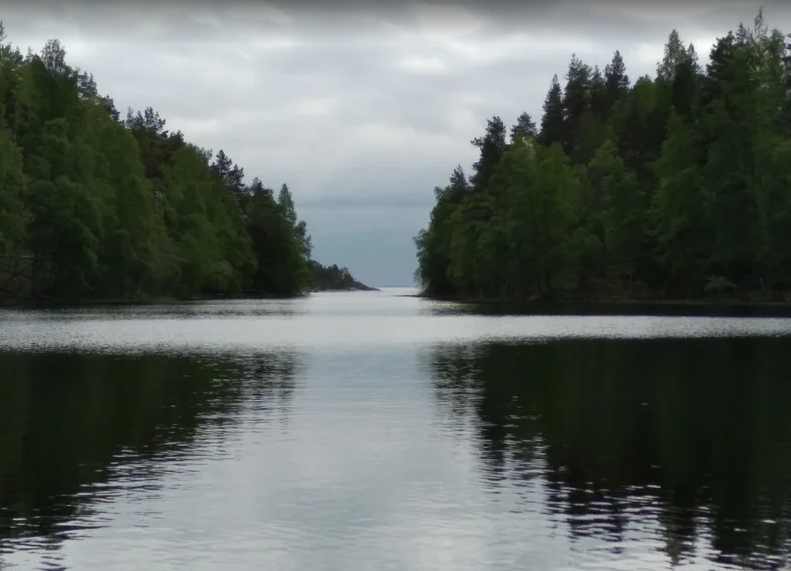 Проливы в шхерах Ладожского озера. Подпишитесь на канал и поставьте лайки. Впереди будет много интересных статей про путешествия!