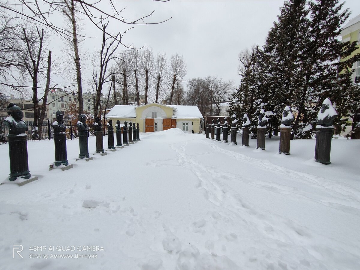 Одна из частей Аллеи правителей в Москве. Фото Артюхов Д 