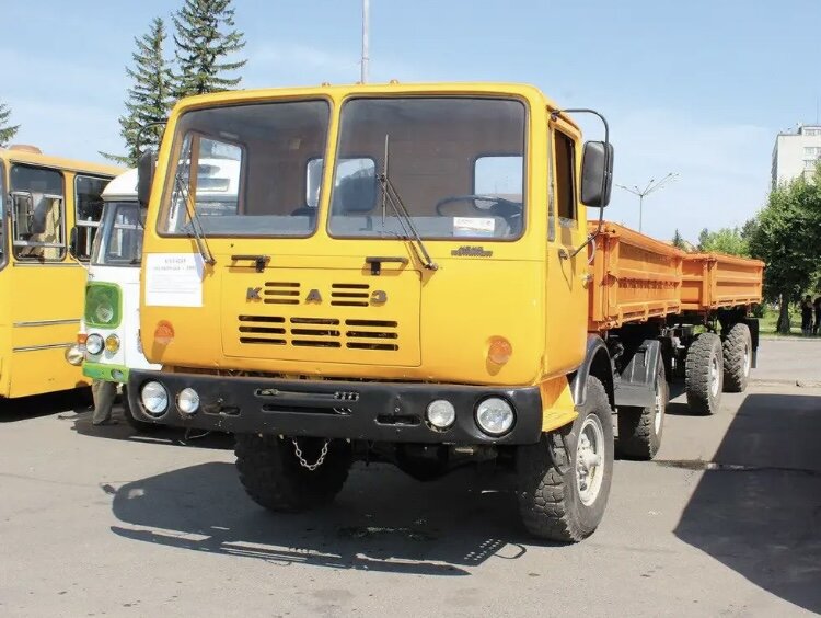 Вот на таком монстре Виктор приехал. Фото из свободных источников.