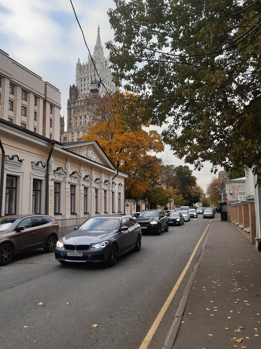 "Бетховенцы", это "наш" путь! Денежный переулок близ Арбата