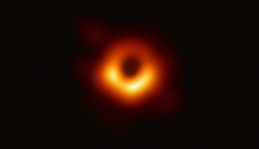 Первое изображение черной дыры, полученное телескопом Event Horizon — выпущено Национальным научным фондом в 2019 году