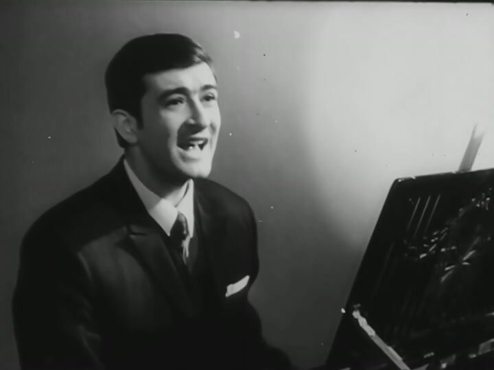 Полад бюль бюль позвони. Полад бюль бюль в молодости. Пластинка 45 оборотов. Полад бюль бюль позвони. Муртаза бюль бюль.