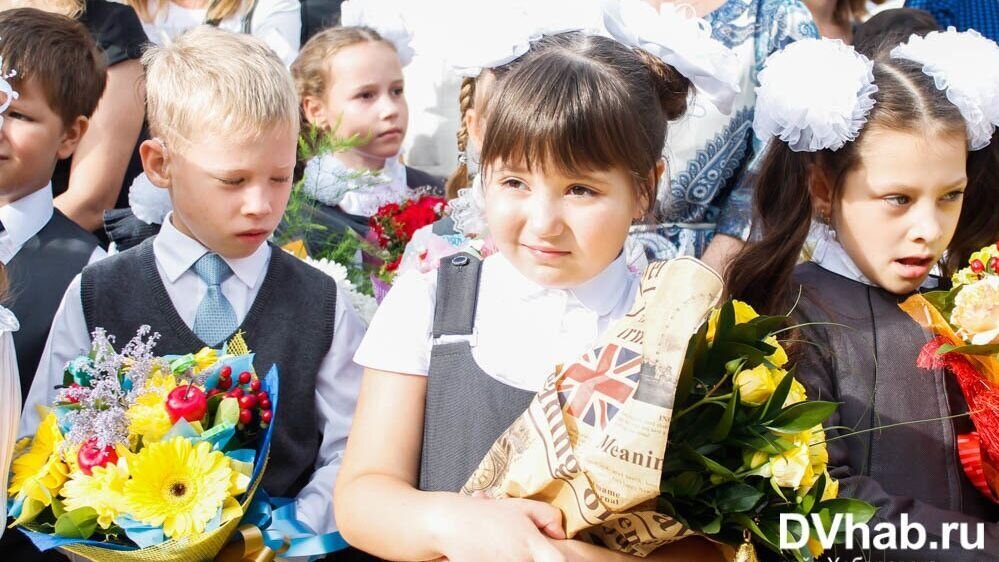  Учитель для младших школьников - почти что вторая мама. Если это - хороший учитель. Источник: dvnovosti.ru