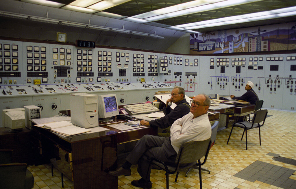 © РИА Новости / А. Соломонов / CC-BY-SA 3.0 (Главный электрический щит подземной атомной станции ГХК, 2002 год)