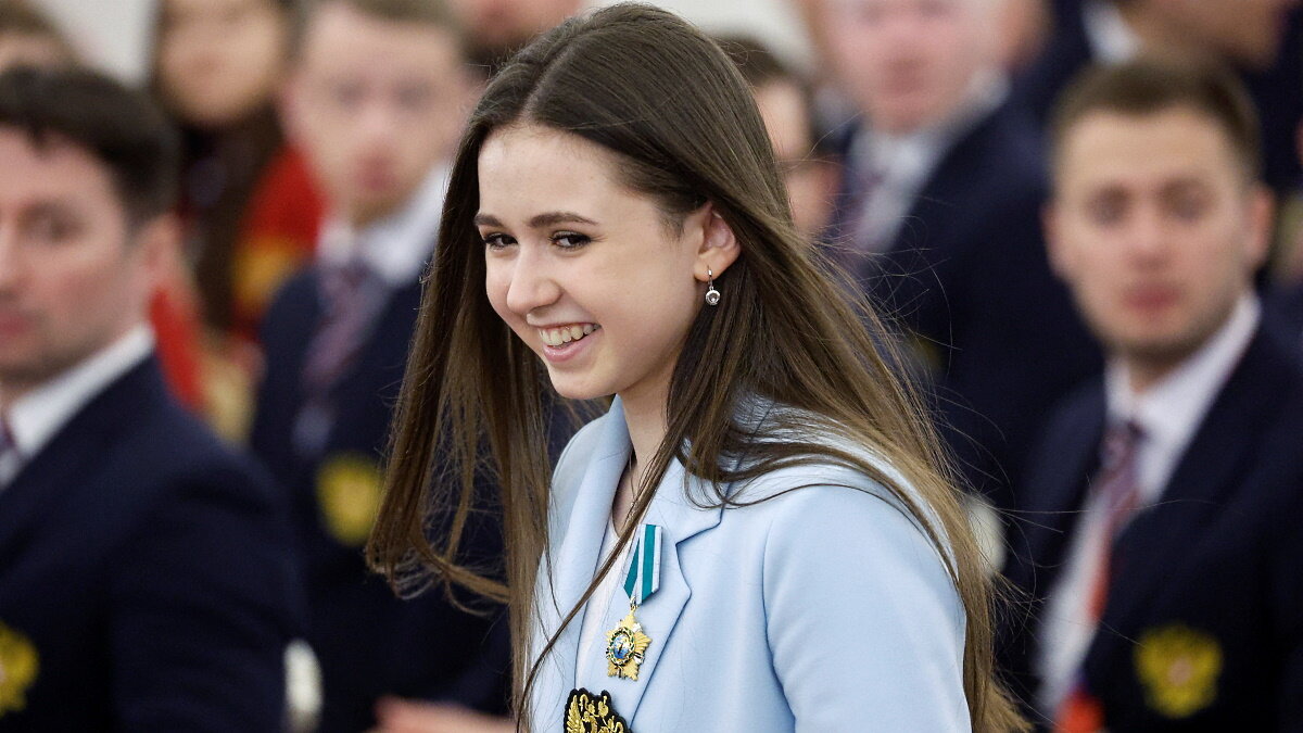    Фигуристка Камила Валиева получила государственную награду на приеме в Кремле. Фото: REUTERS