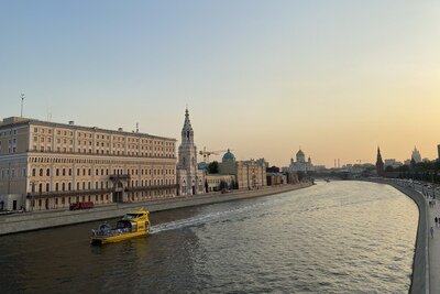    Речной трамвай в Москве летом ©Карина Храпова РИАМО