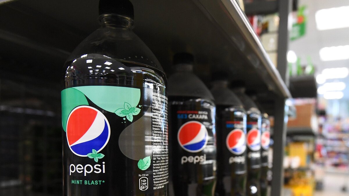    Бутылки с газированным напитком Pepsi© РИА Новости . Кирилл Каллиников