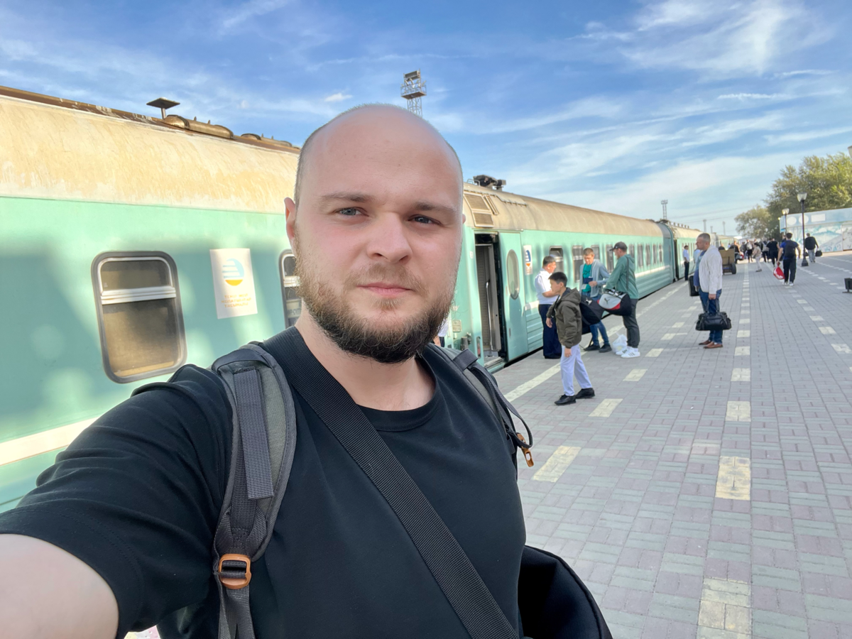 Как выглядит поезд в Казахстане. Казахи приятно удивили | Макс ...