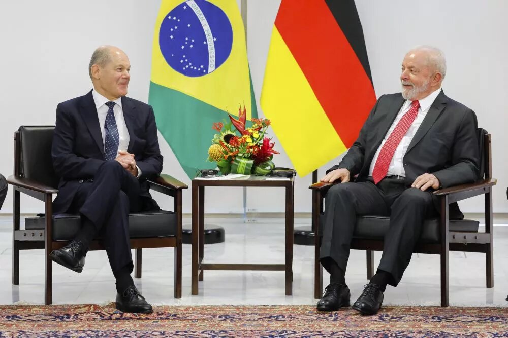  Встреча в кабинете.  фото: картинки  яндекса.