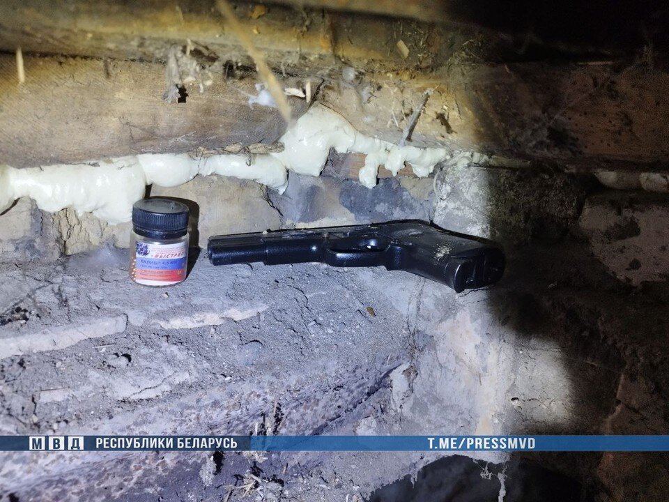     В Гродно отец с сыном пытались ограбить аптеку. Фото: телеграм-канал МВД Беларуси