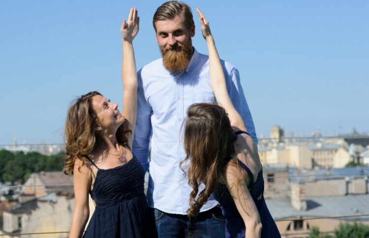 Дяденька, достань воробушка!