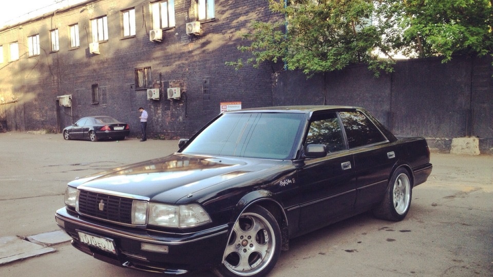 Toyota Crown 1990