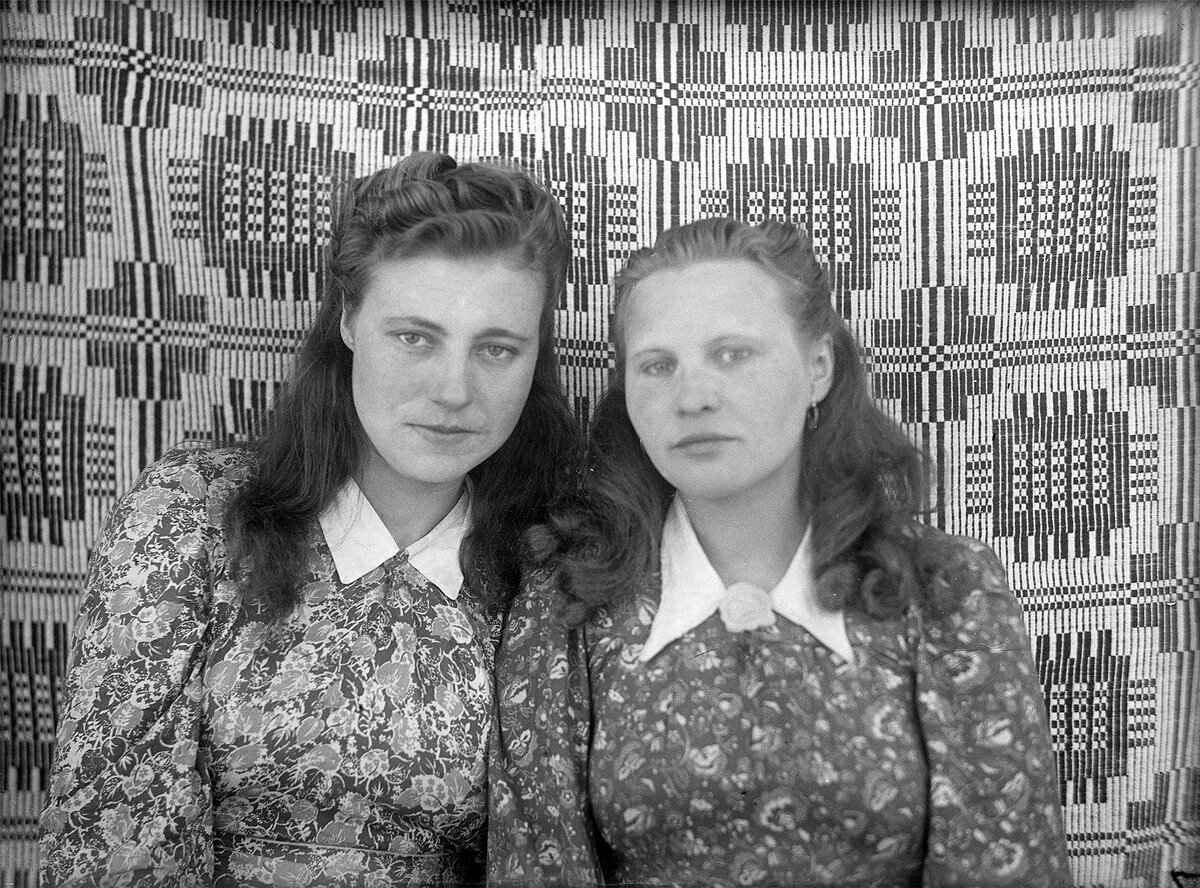 1950-1952 годы, д. Пугачи, Воложинский район, Минская область. Архив Дмитрия Серебренникова. Источник фото: проект «VEHA»