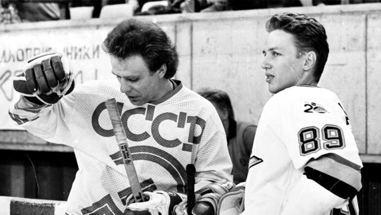 В НХЛ Вячеслав Фетисов (слева) и Игорь Ларионов  уже уезжали суперзвездами мирового хоккея