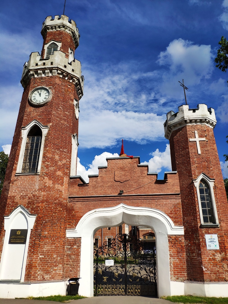 Дворец Ольденбургских, фото из личного архива