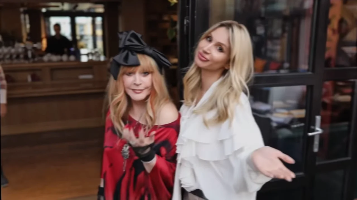 фото с: © YouTube/LOBODA