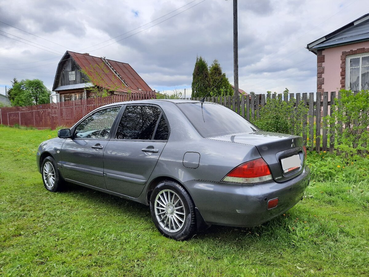 Mitsubishi Lancer VII