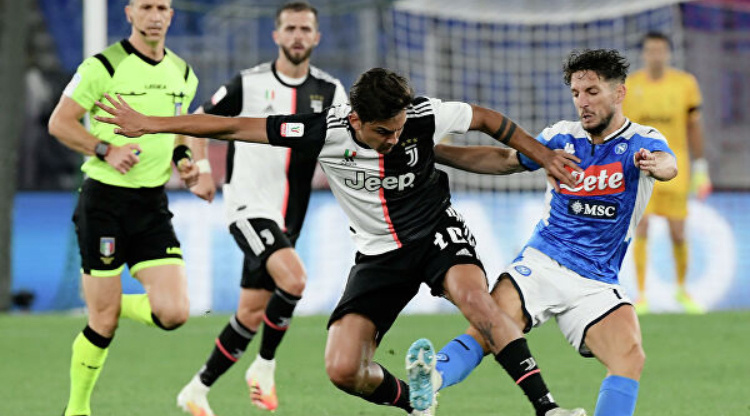 Дибала против Наполи