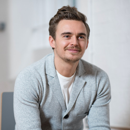 Креативный директор LBC Деймиан Нив