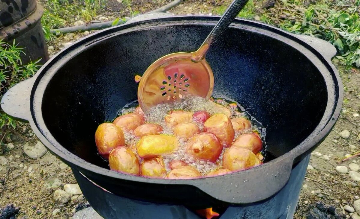 Картошку пора доставать