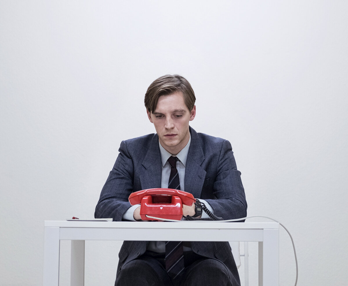 Кадр из сериала «Германия 89»