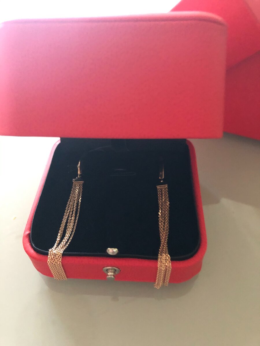 Пришёл в магазин 31 декабря 