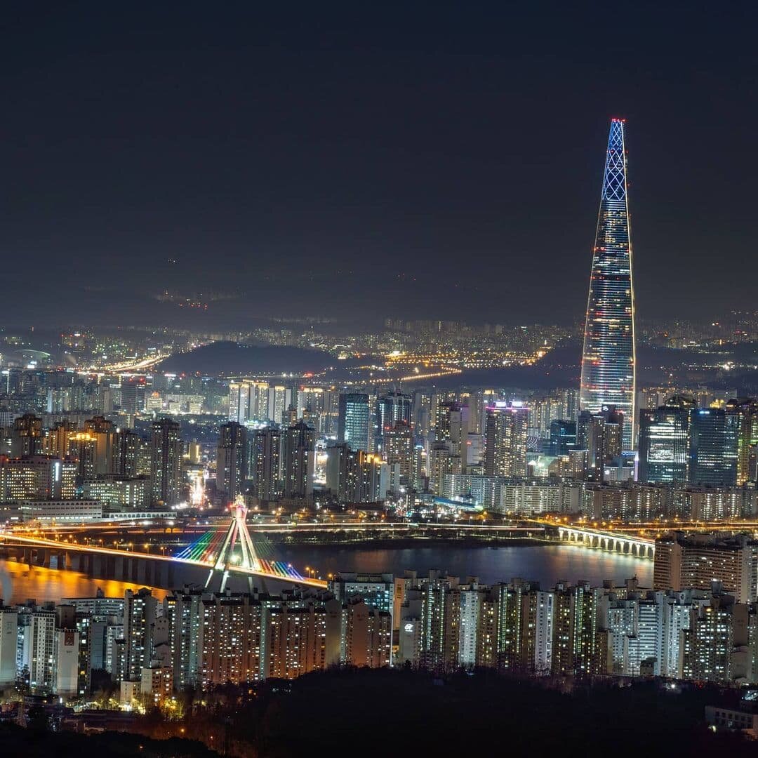 Фото by @muhan2k https://www.instagram.com/p/CJ8q_ZVst9G/  