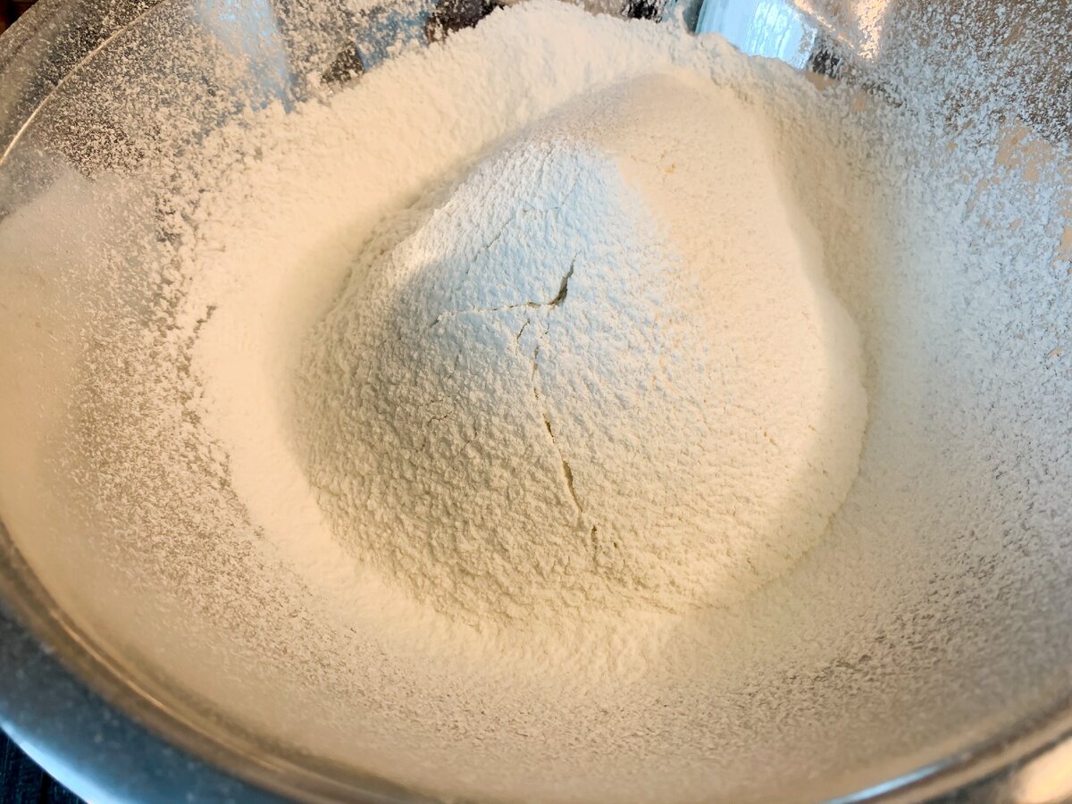 Листайте вправо, чтоб увидеть процесс замеса