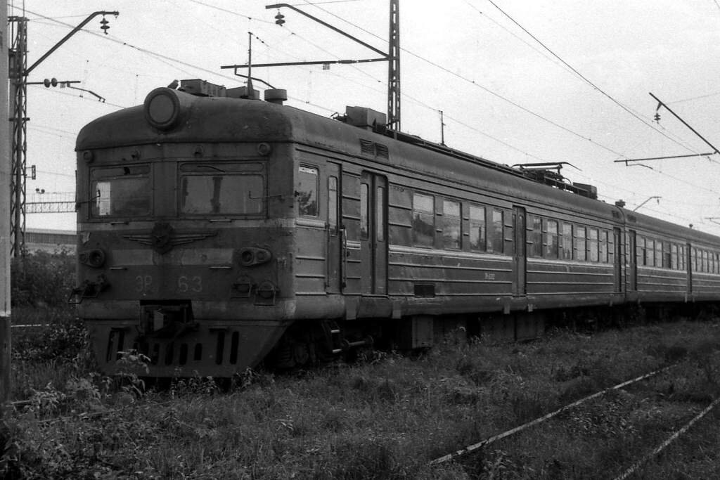 ЭР22-63,  1994 год, депо Перерва