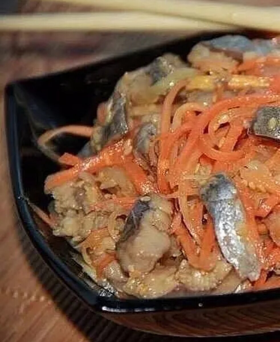 Хе из горбуши. Хе с уксусом. Хе с уксусом. Хе из сельди. Хе из щуки с луком.