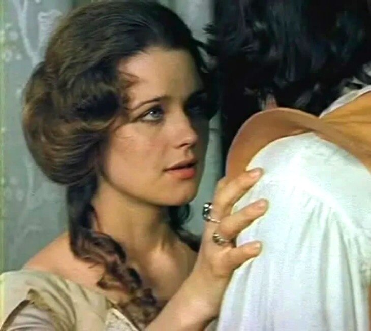 Ирина Алфёрова в роли Констанции («Д’ Артаньян и три мушкетера»)