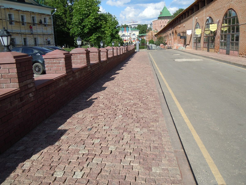 6 июня 2021 г. Мы продолжаем делать то, что мы уже много наделали (В. С. Черномырдин). Побывал в кремле и поснимал. Там территория закрыта и охрана не пускает.-39