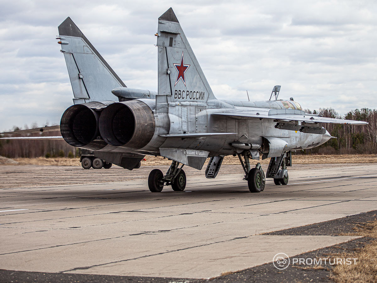 Загадочный ритуал перед взлётом МиГ-31 🤷‍♂️🛩🙇‍♂️2
