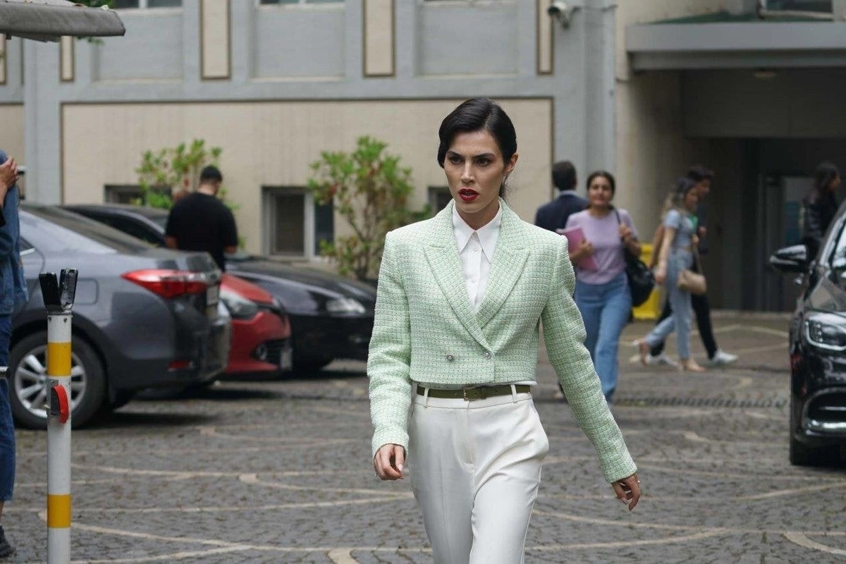 время 2010. серий время. обгоняя время (мини–сериал 2018). серий время. серий время.