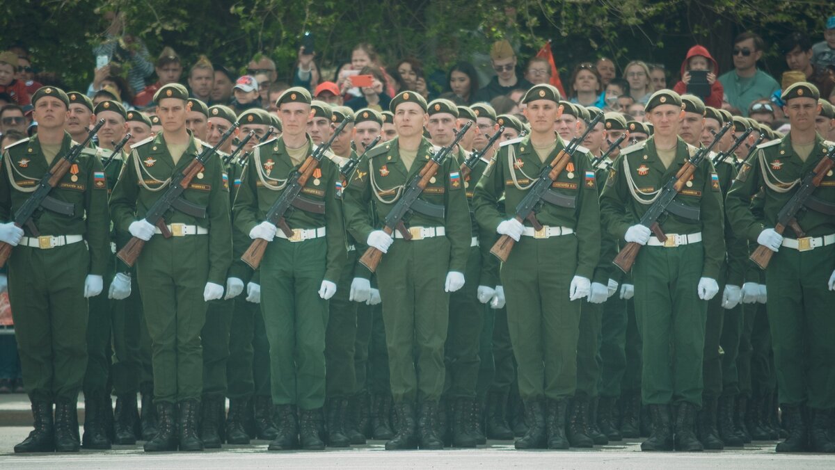     Отсрочка положена лишь некоторым категориям россиян, однако и здесь есть свои тонкости.