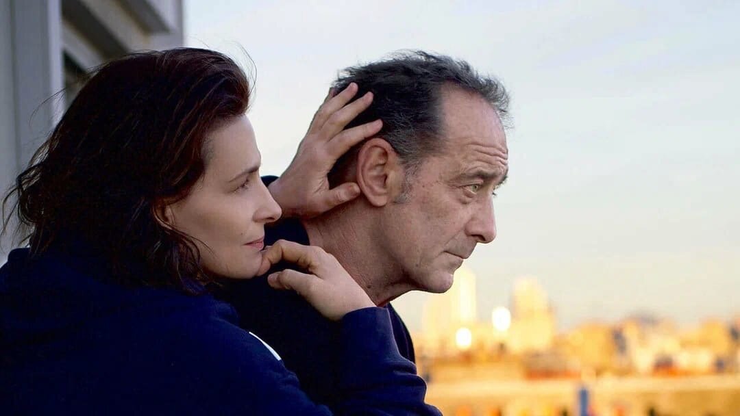 фильм с Жюльет Бинош «С любовью и яростью» («Avec amour et acharnement», 2022, 16+