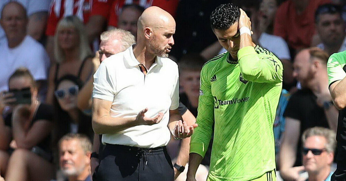 Паулу Футре раскритиковал Эрика тен Хага за отношение к Криштиану Роналду. «Я считаю, что тен Хаг не должен так поступать. Я его уважаю, но Роналду – пятикратный обладатель «Золотого мяча». Нельзя кому-то вроде него говорить выйти на поле на две минуты. Нельзя превращать все это в бардак. Если Роналду отказывается выходить на поле, то это скандал. Если соглашается – то унижение. Если у Роналду не все хорошо, то не нужно вообще его вызывать на игру, пусть дома остается. А если уж это необходимо, то можно сказать Роналду: «Ты начнешь матч на скамейке, но сыграешь двадцать минут». Но не две же! Роналду пять раз получал «Золотой мяч», тренер не имеет права его так унижать. Криштиану правильно сделал, что ушел со стадиона. Тренер его не уважает. Я повторюсь, он его пытался унизить. Вы помните, что он после игры с «Манчестер Сити» сказал? Что не выпустил Роналду из уважения. Но спустя две недели он захотел выпустить его на пару минут. Так не должно быть. И даже если бы мы говорили сейчас о Месси, я был бы того же мнения», – сказал бывший полузащитник сборной Португалии. Давайте поаплодируем Тен Хагу за отстранение Роналду. Он сильно рискует, но без этого не построить команду