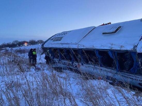     Автобус, в котором попали в ДТП вахтовики, будет доставлен в Хабаровск ФОТО: Прокуратура Хабаровского края
