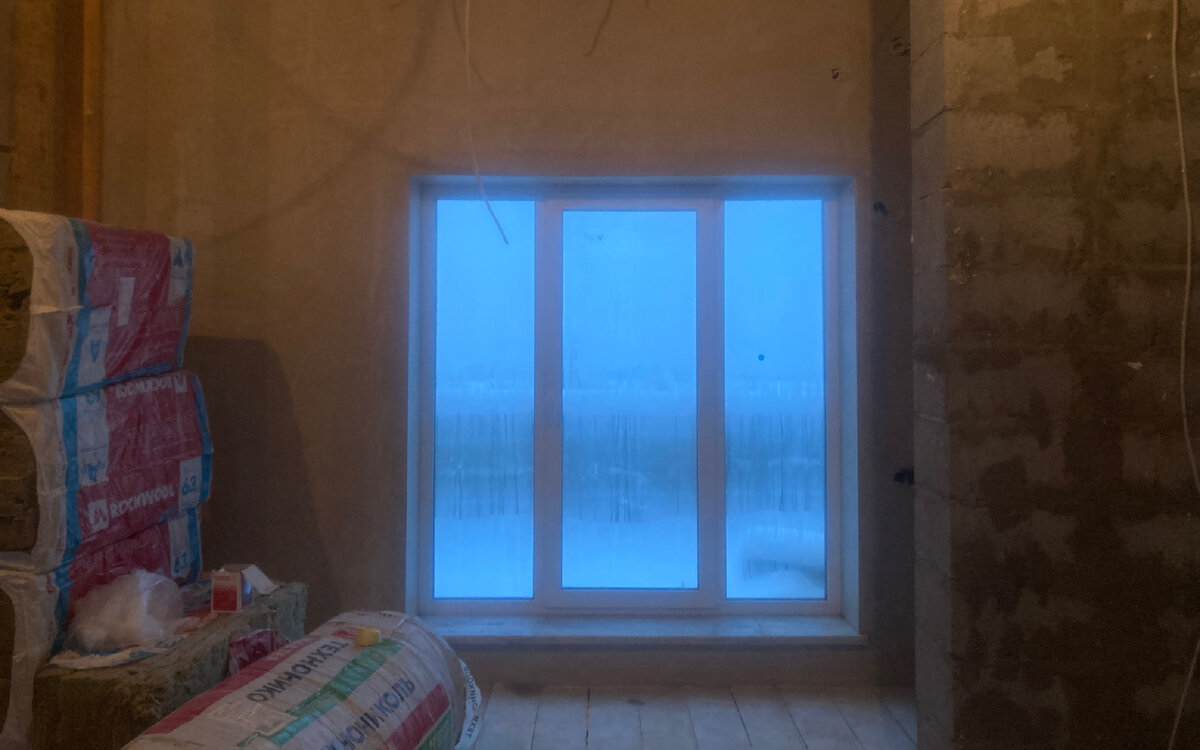 Вот такие снимки дрожащими ручоками! Второй этаж